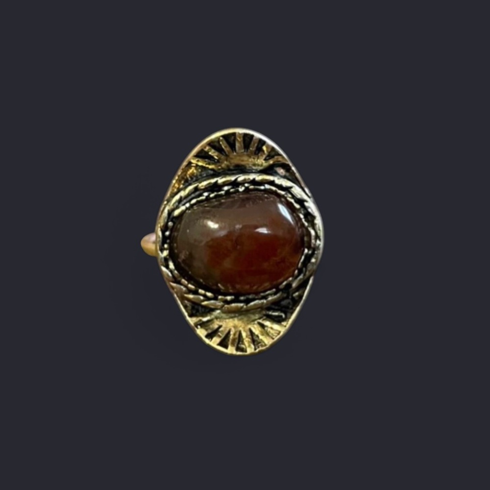 Freeform Agate + Brass Metal Ring (size 7)